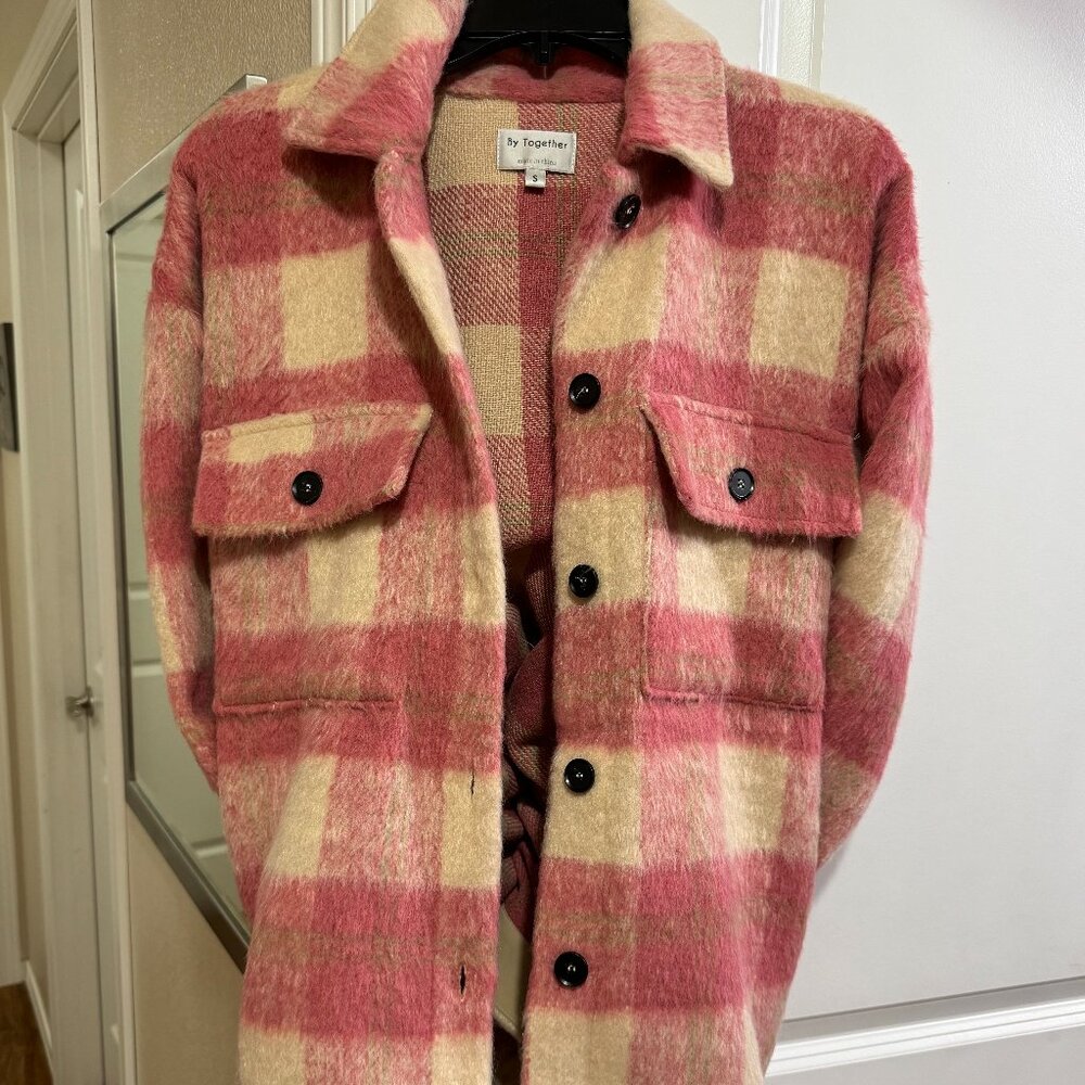 Brand New - By Together Pink & Cream Plaid Shacket - Size Small - Picture 4 of 7
